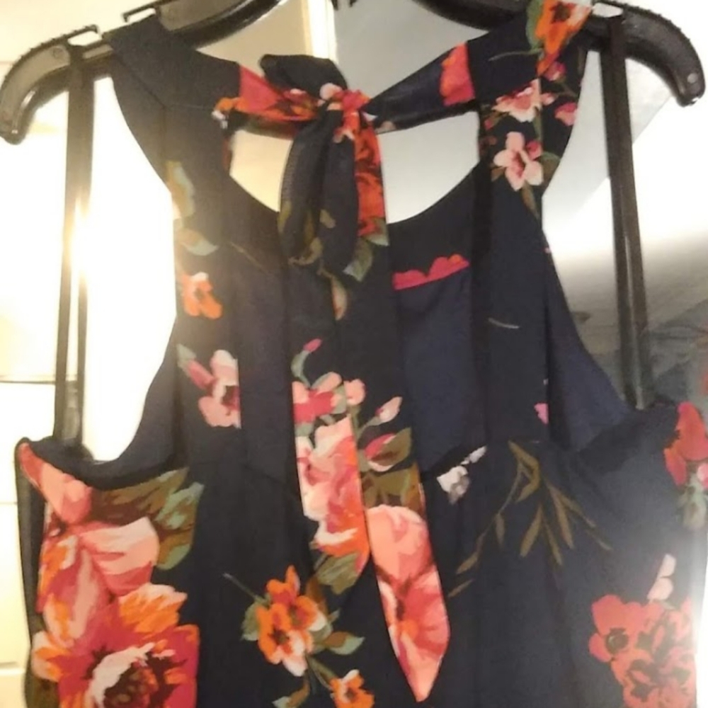 Women's dress